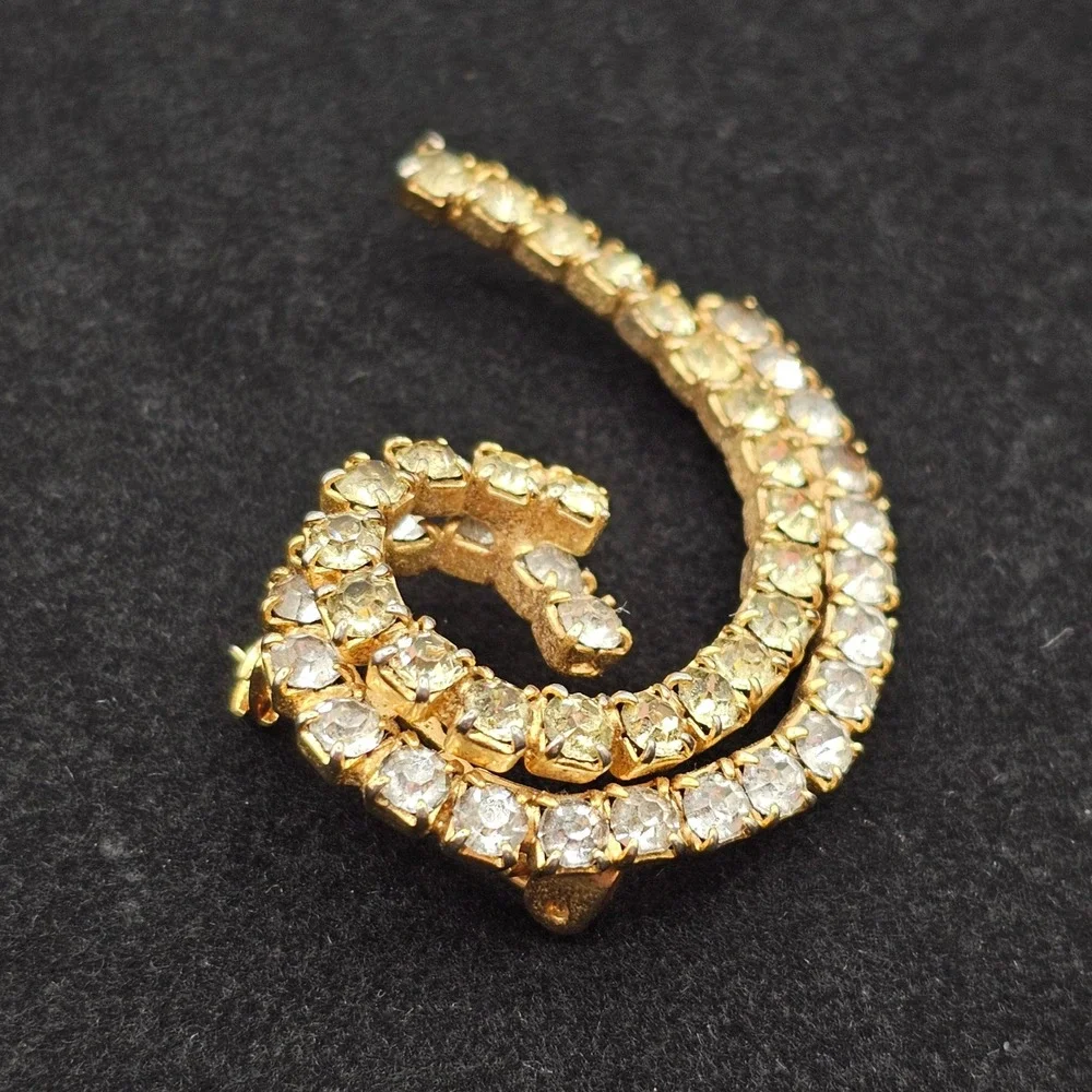 Rhinestone Swirl Brooch Gold Tone Clear Yellow/Lt Green Spiral‎ 1.5